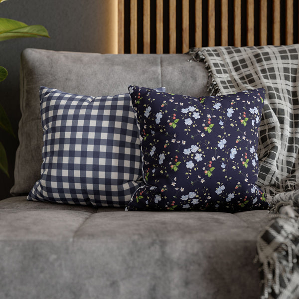Midnight Strawberry Garden Pattern Spun Polyester Square Pillowcase