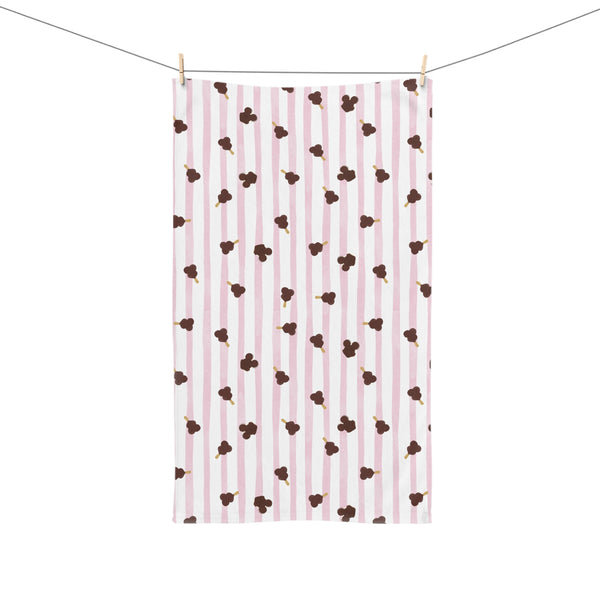 Boardwalk Sweets  Mouse Shaped Ice Cream Pattern Hand Towel